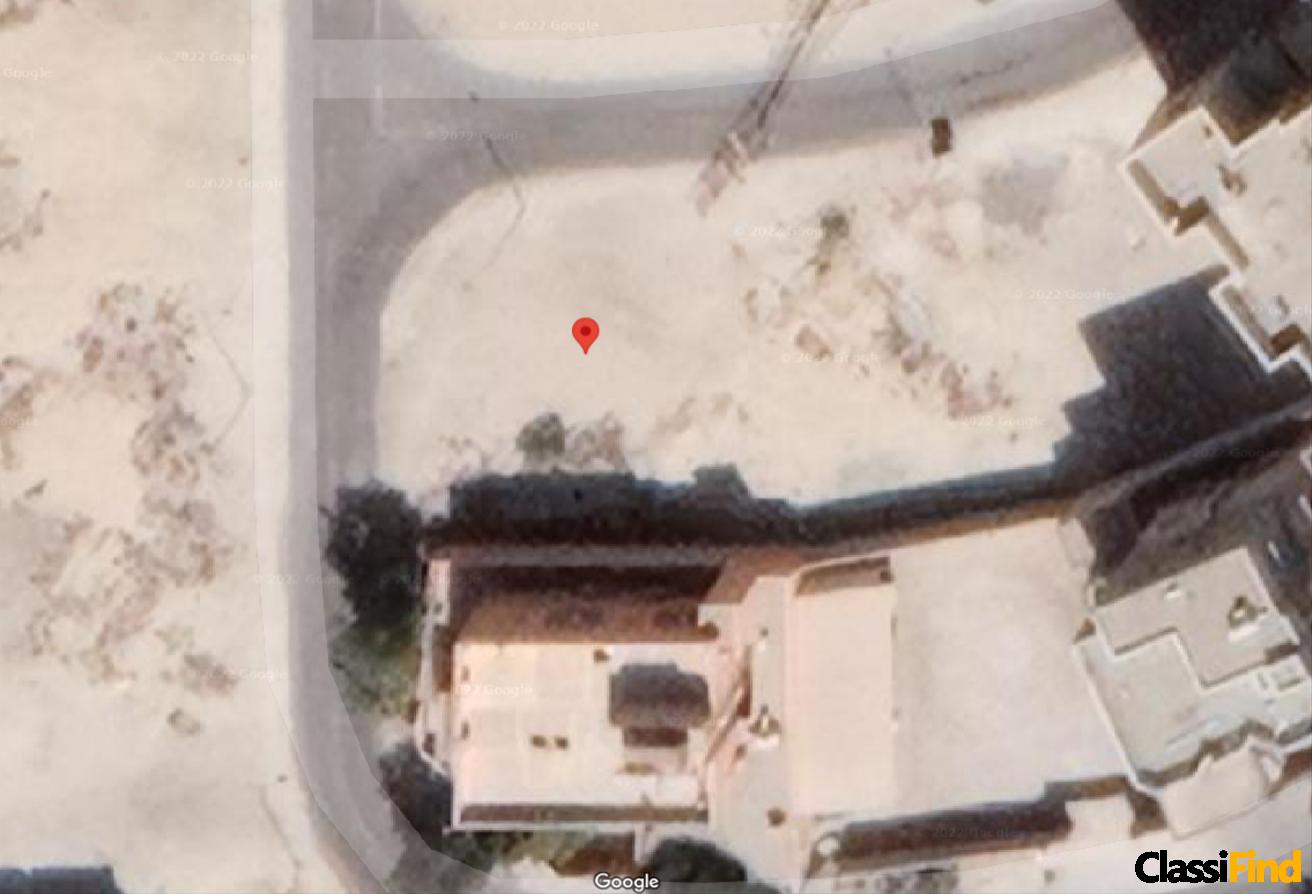 أرض سكنية (RB) للبيع في الجنبية، بمساحة 594 م²