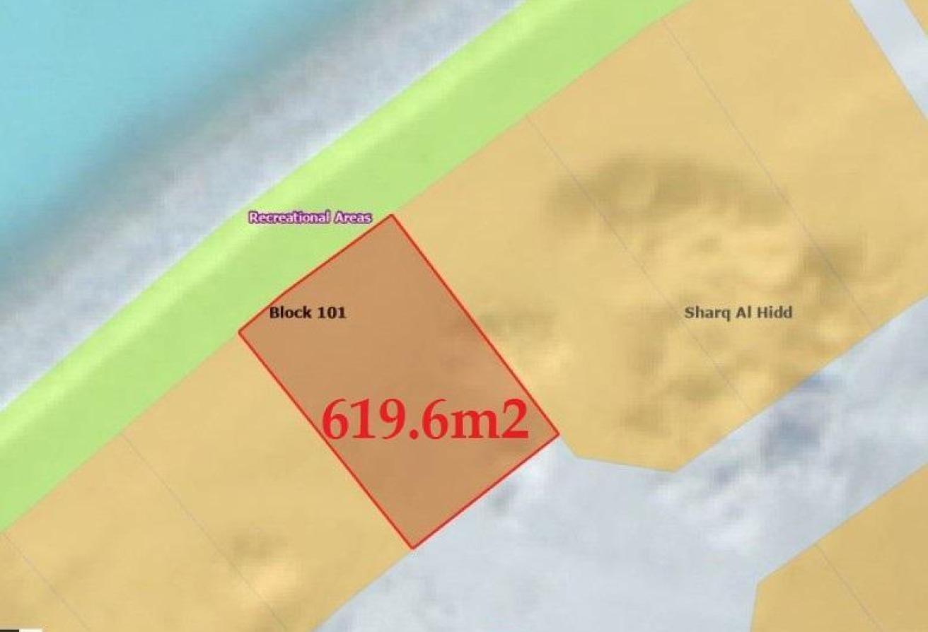 Freehold commercial B3* land sale 619.6m2 onward