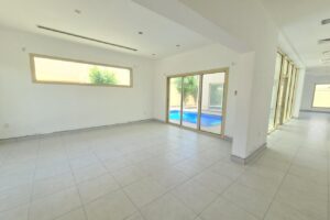 Modern 4 Bed Compound Villa with Garden and Pool !