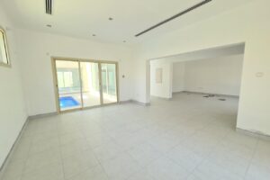 Modern 4 Bed Compound Villa with Garden and Pool !