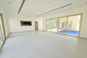 Modern 4 Bed Compound Villa with Garden and Pool !
