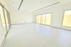 Modern 4 Bed Compound Villa with Garden and Pool !