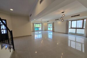 Spacious 4bed in big comp villa garden BD1000 incl