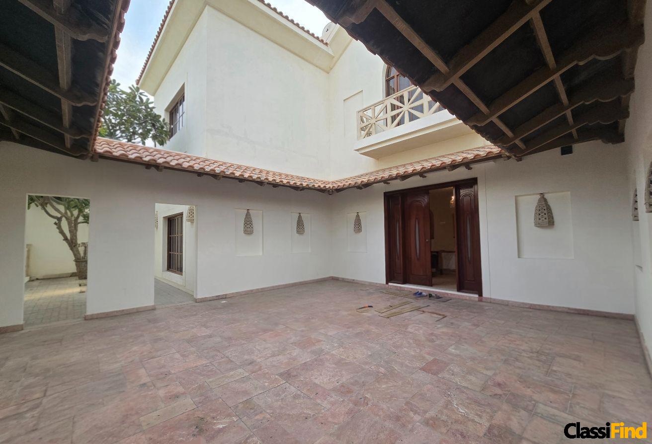 Beautiful luxury 4bed villa in comp BD1550