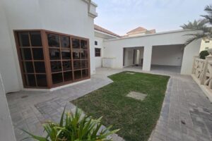 Beautiful luxury 4bed villa in comp BD1550