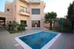 Comp villa 5bed Pvt Garden and Pool BD1250incl!