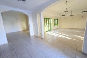 5 BR Apartment with Private Garden and Parking