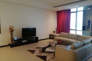 Freehold Investment Deal: 2-BR Apartment hot deal