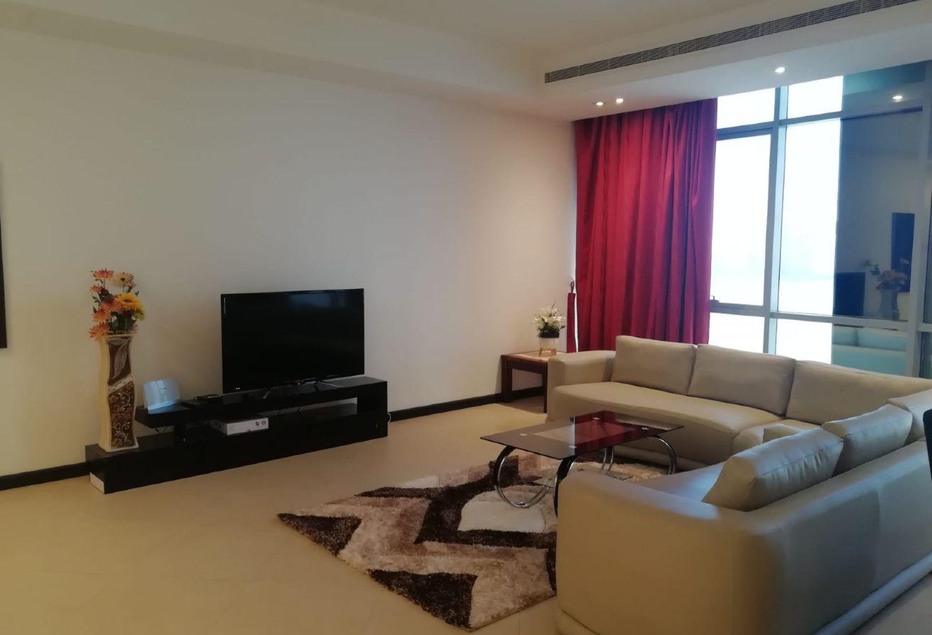 Freehold Investment Deal: 2-BR Apartment hot deal