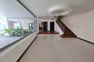 Modern Residence, 4Bedroom, pvt pool in compound !