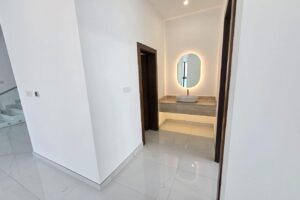 Contemporary 4bed villa in comp- BD1200 Incl. !