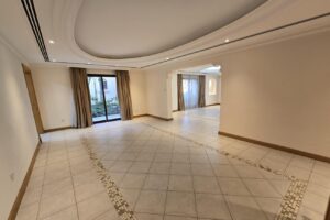 Manama-Spacious 4bed villa with superb facilities