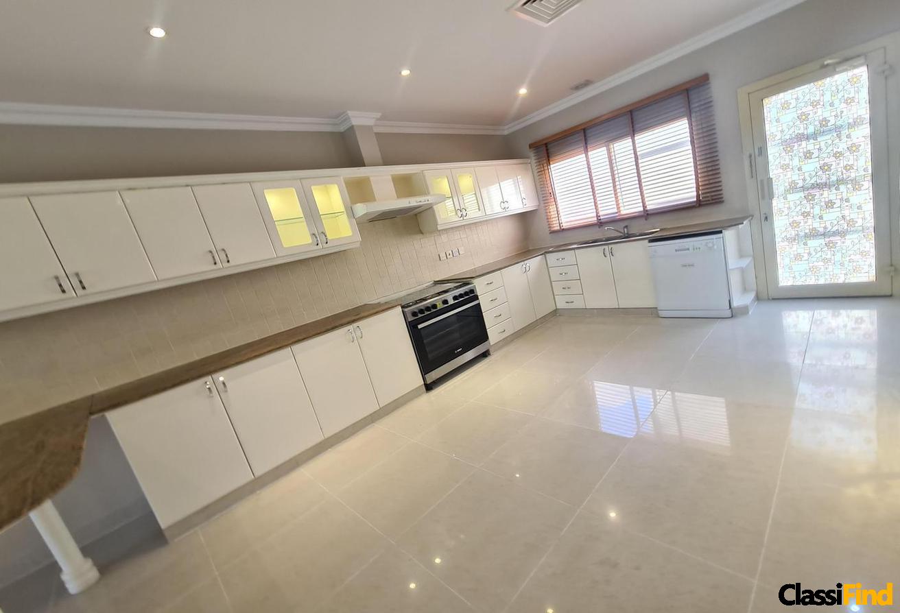 Lovely 4bed villa in a beautiful green compound