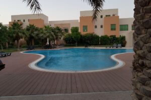 فيلا فاخرة من 4 غرف نوم بها مسبح خاص في مجمع
