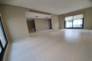 Luxurious Newish 4bed Modern Villa,comp-facilities