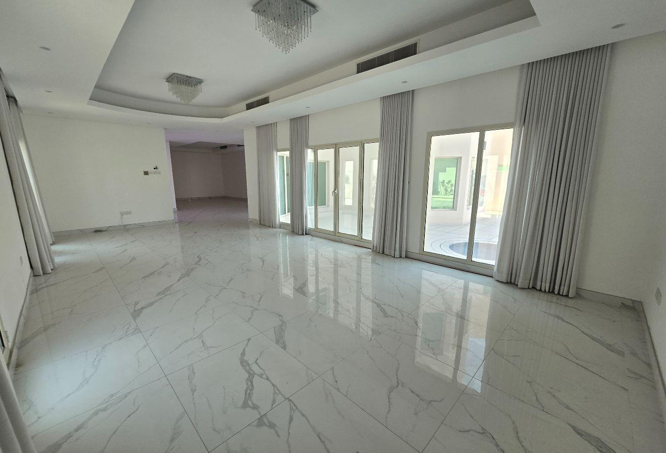 Modern 4Bed Villa with Pool in comp BD1300 Incl !