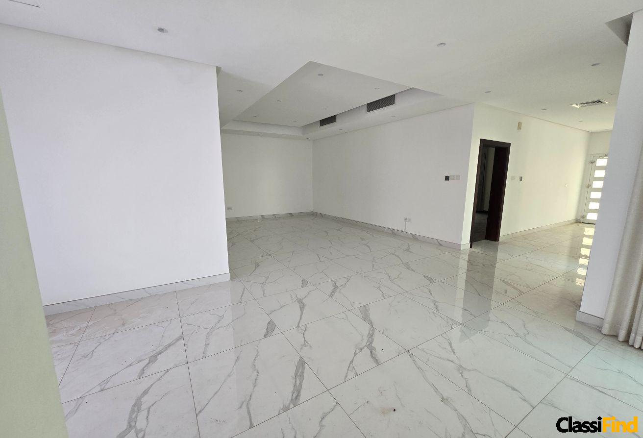 Modern 4Bed Villa with Pool in comp BD1300 Incl !