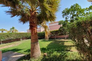 Beautiful large 4bed renovated villa large garden