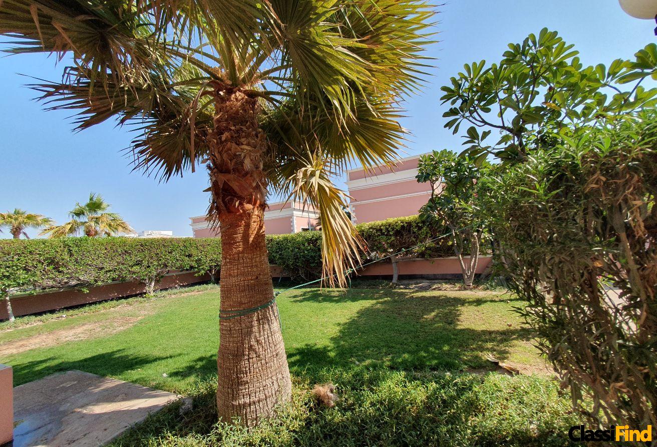 Beautiful large 4bed renovated villa large garden