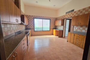 Beautiful large 4bed renovated villa large garden