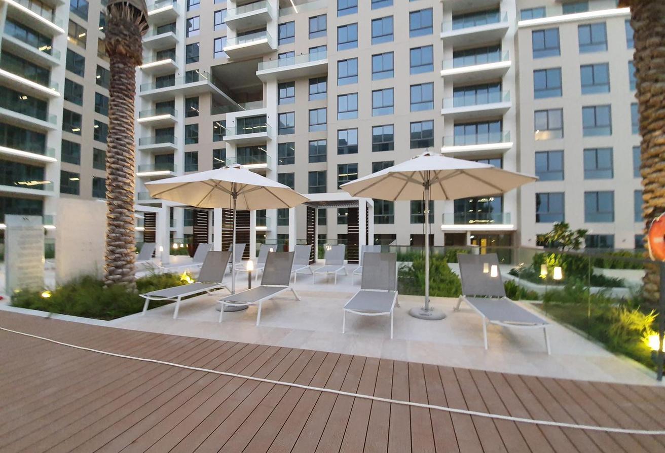 Seaview semi furnish 3bed balcony – Marassi Shores