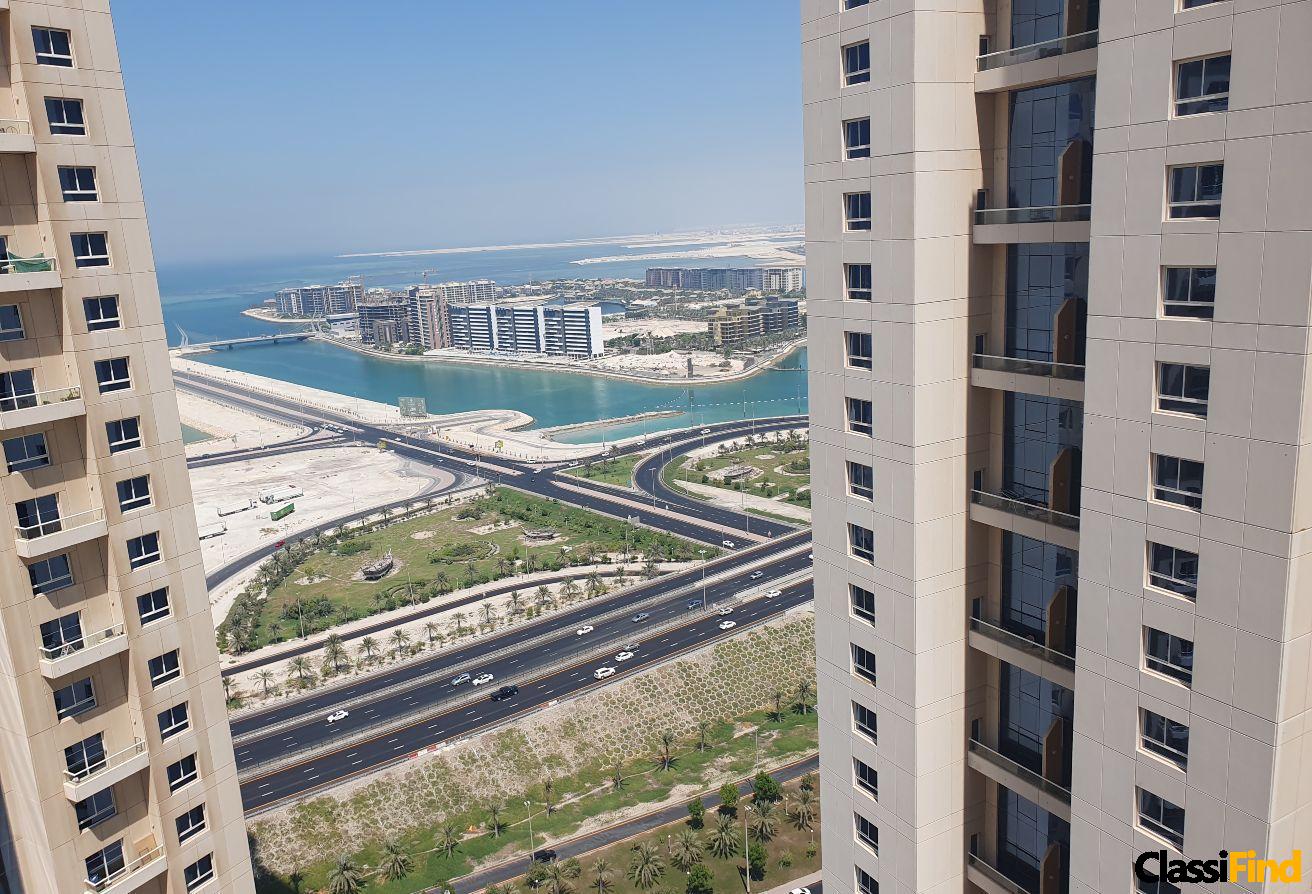 شقة واسعة 3 غرف نوم بإطلالات على ريف آيلاند للبيع بسعر 81,000 د.ب
