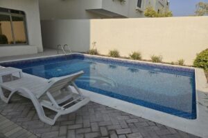 Contemporary furnished 4bed villa Big pool in comp