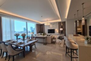 Bahrain Bay – Luxurious 3.5BR Penthouse/Apartmen