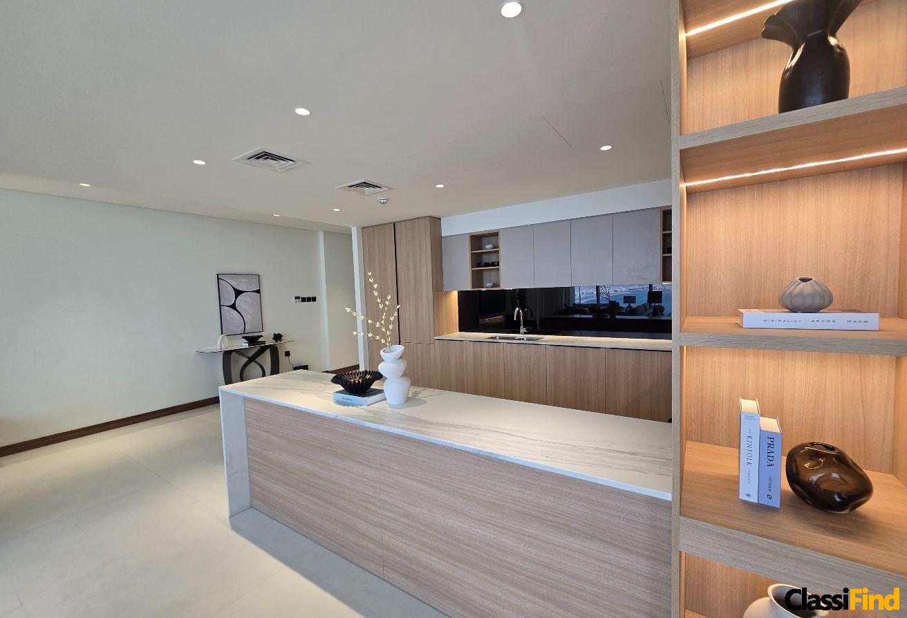 4br Experience luxurious family living in this