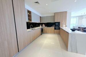 4br Experience luxurious family living in this