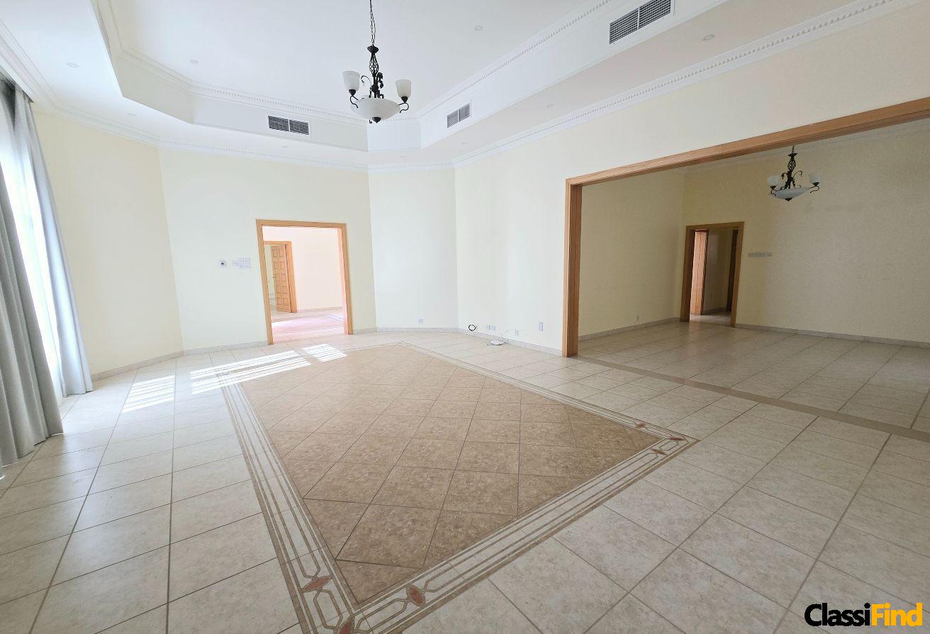 An private bright 4 bedroom mansion with pvt pool