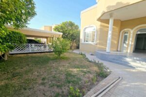 4 BR Villa with Private Garden 1 storey- renovated
