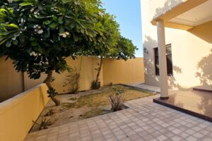5 BR Villa with Private Garden and 2 Parking Slots