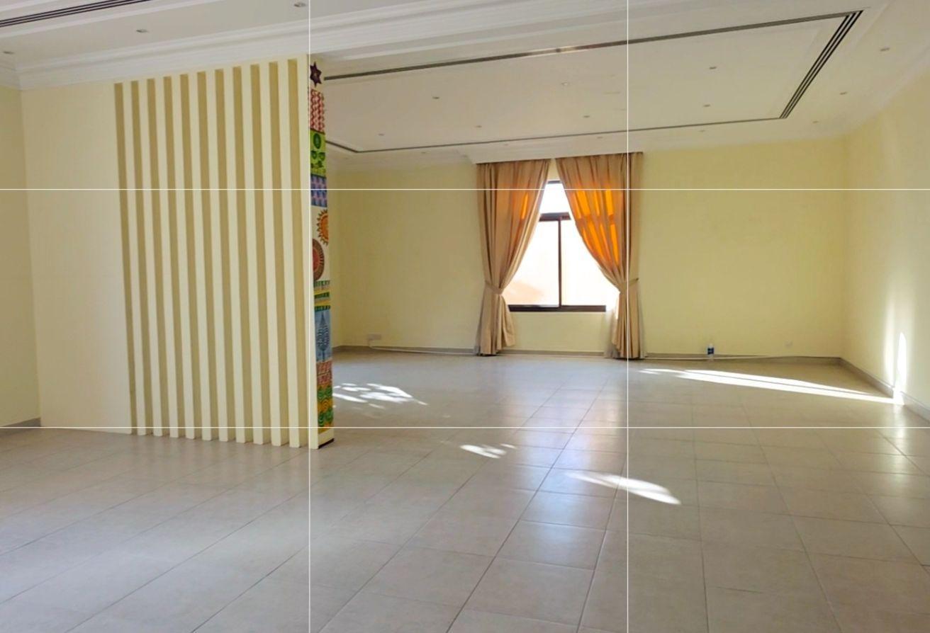 5 BR Villa with Private Garden and 2 Parking Slots
