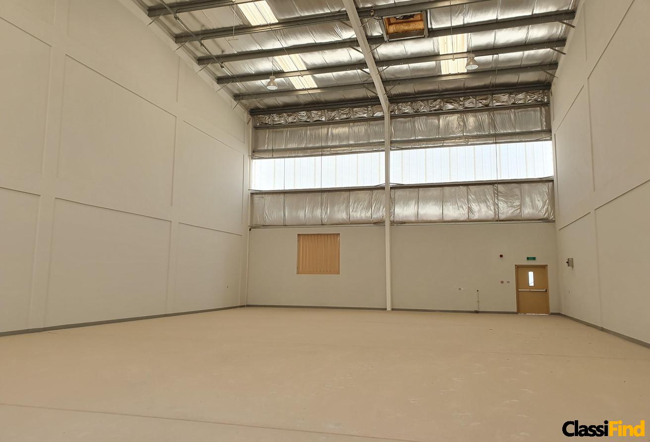 304m2 Warehouse/Workshop space for rent in Sitra