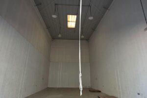 Hidd- 3-Phase Power warehouse/Workshop for Rent
