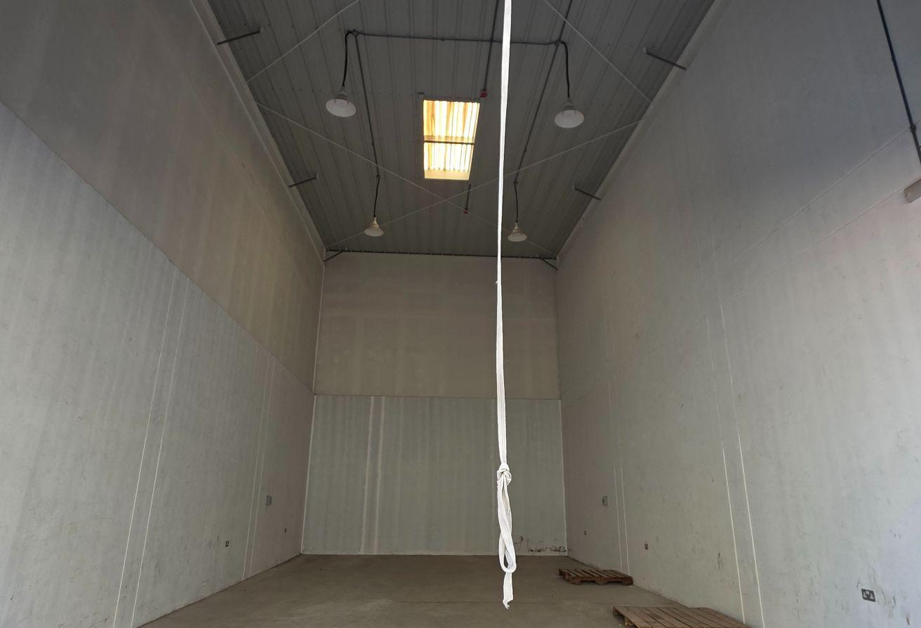 Hidd- 3-Phase Power warehouse/Workshop for Rent