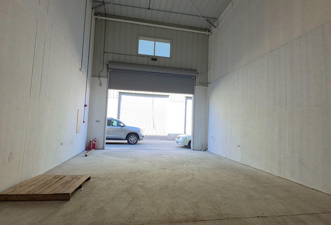 Hidd- 3-Phase Power warehouse/Workshop for Rent