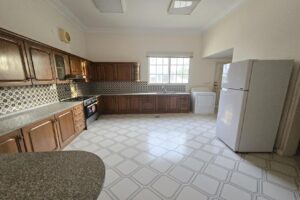 Adliya – 4br Town house villa for rent in comp