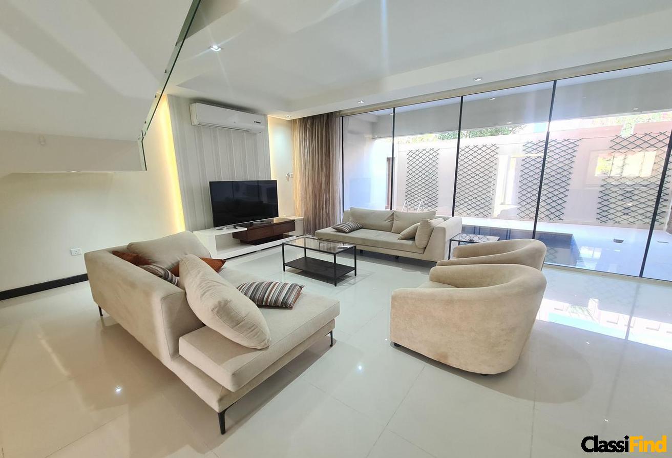 Modern 3Bed Villa with Private Pool,small compound