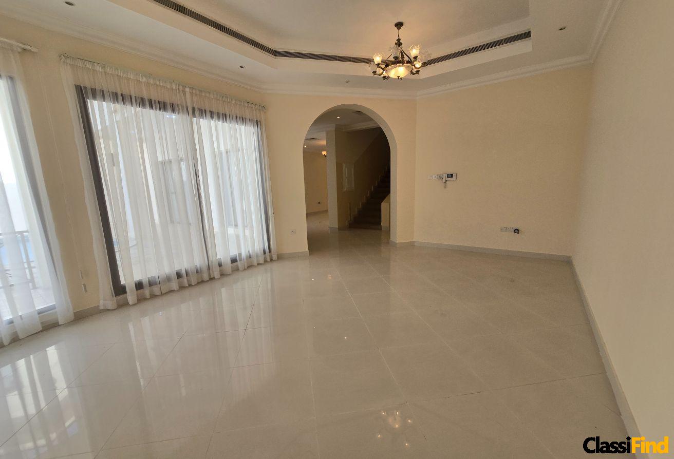 Rarely available,town stand alone 4bed villa, pool