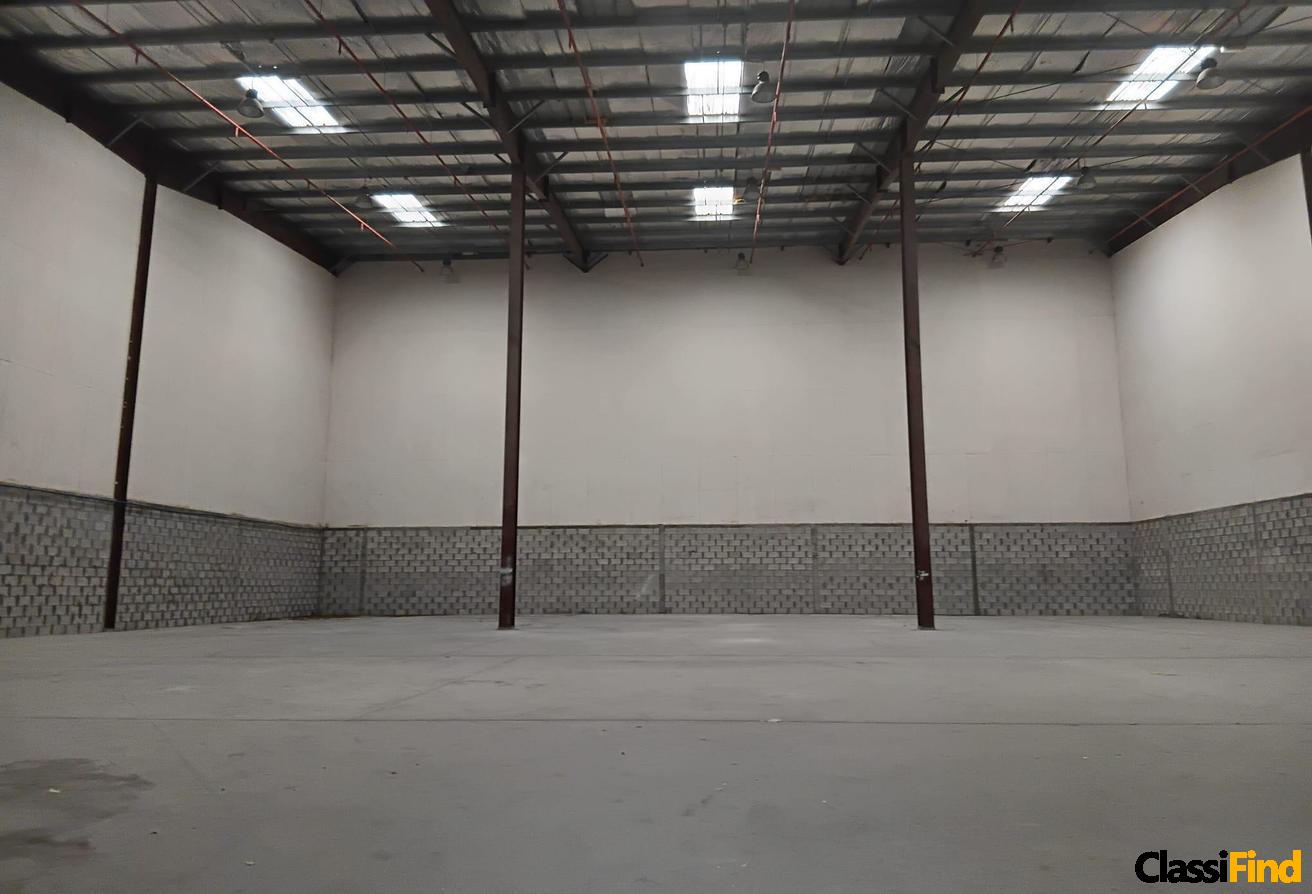 3-Phase Power, 816m2 Warehouse with Gated Security