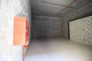3-Phase Power, 816m2 Warehouse with Gated Security