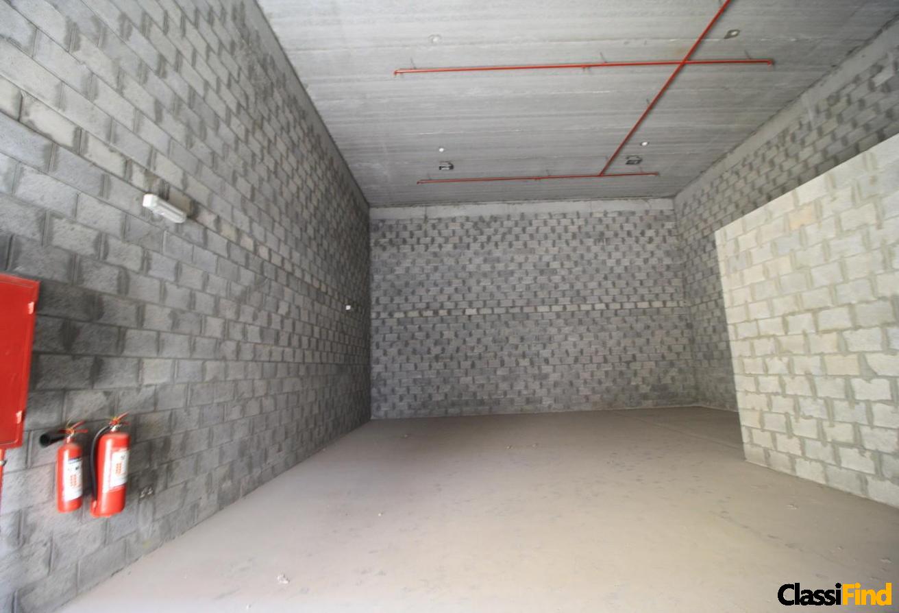 3-Phase Power, 816m2 Warehouse with Gated Security