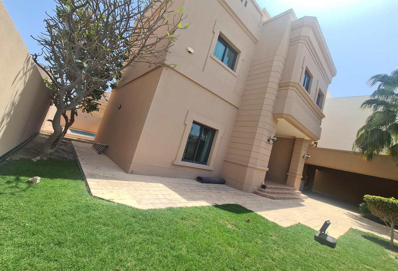 An Superb Stand Alone 5 Bedroom Villa pvt pool
