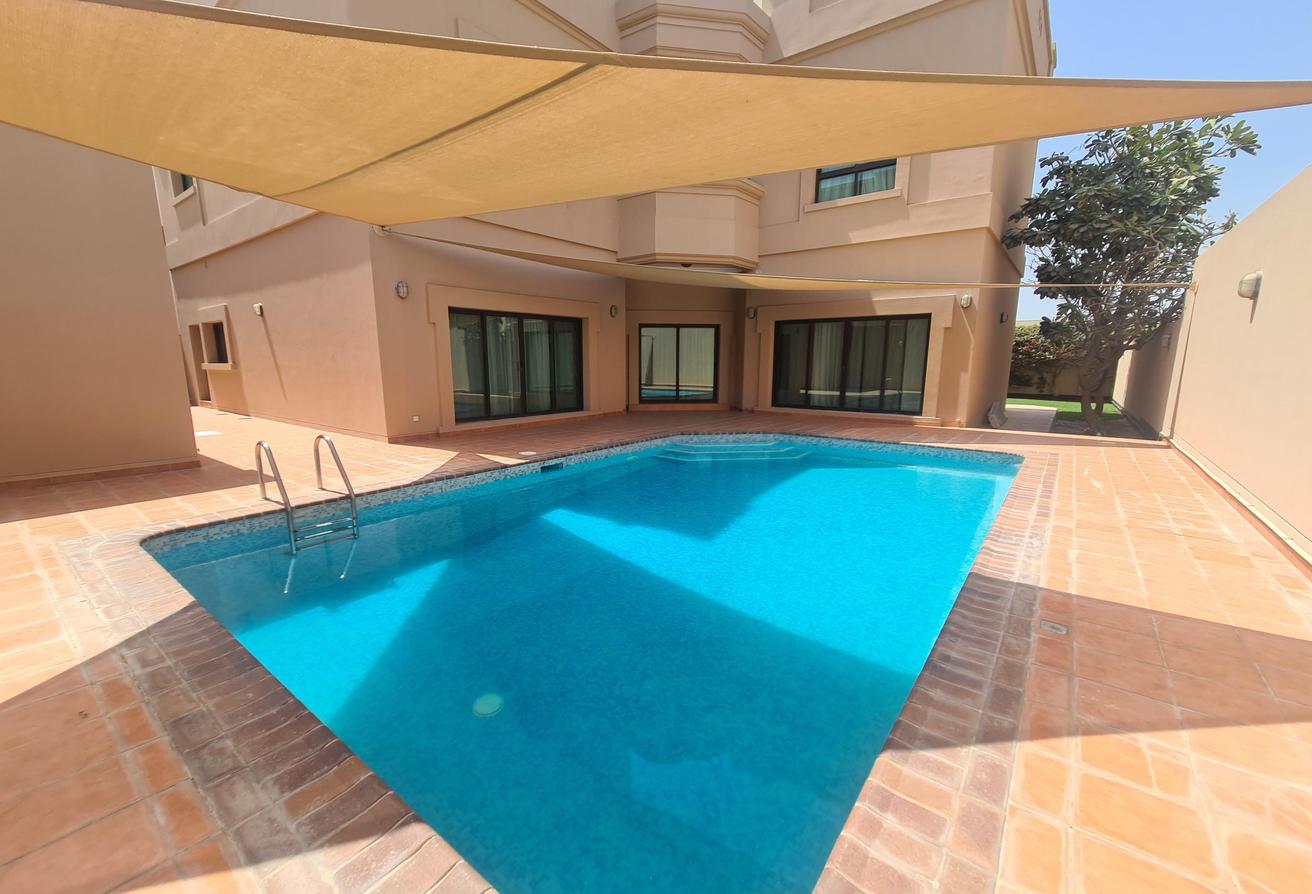 An Superb Stand Alone 5 Bedroom Villa pvt pool