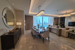 Bahrain Bay-Luxurious 3.5br Panoramic view apart