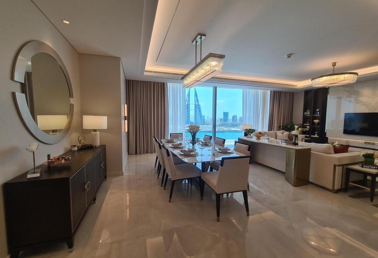 Bahrain Bay-Luxurious 3.5br Panoramic view apart