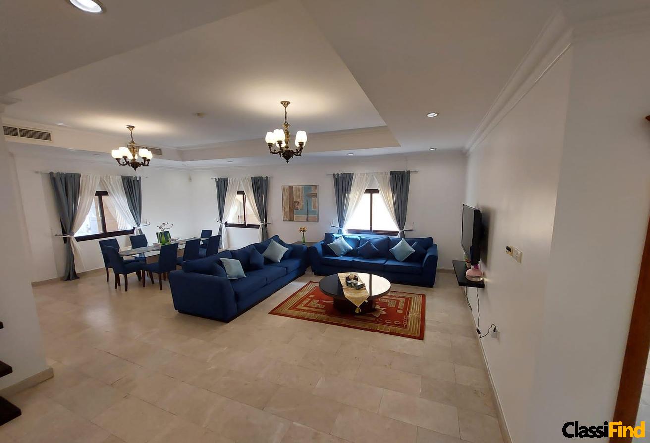An private family 3bed double storey villa