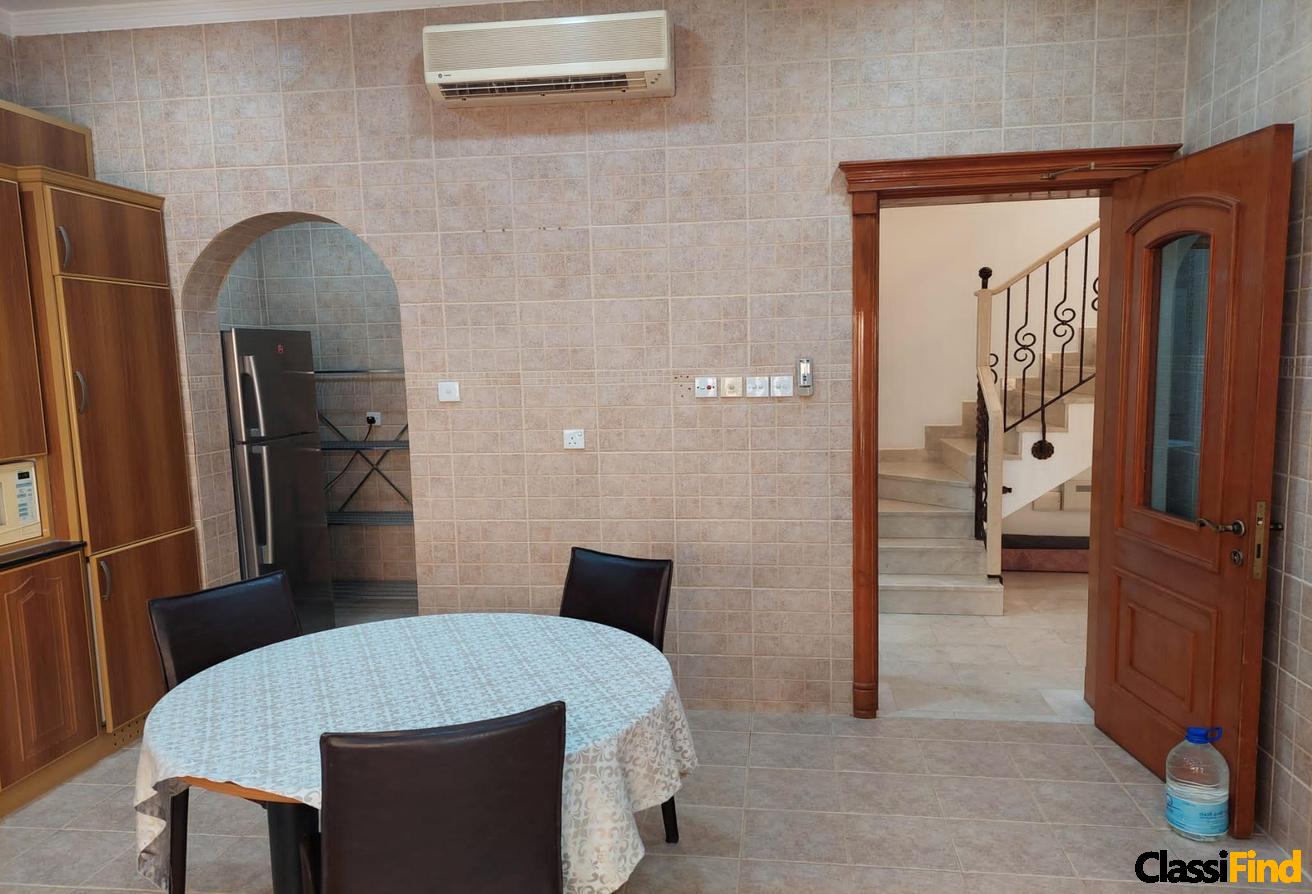 An private family 3bed double storey villa